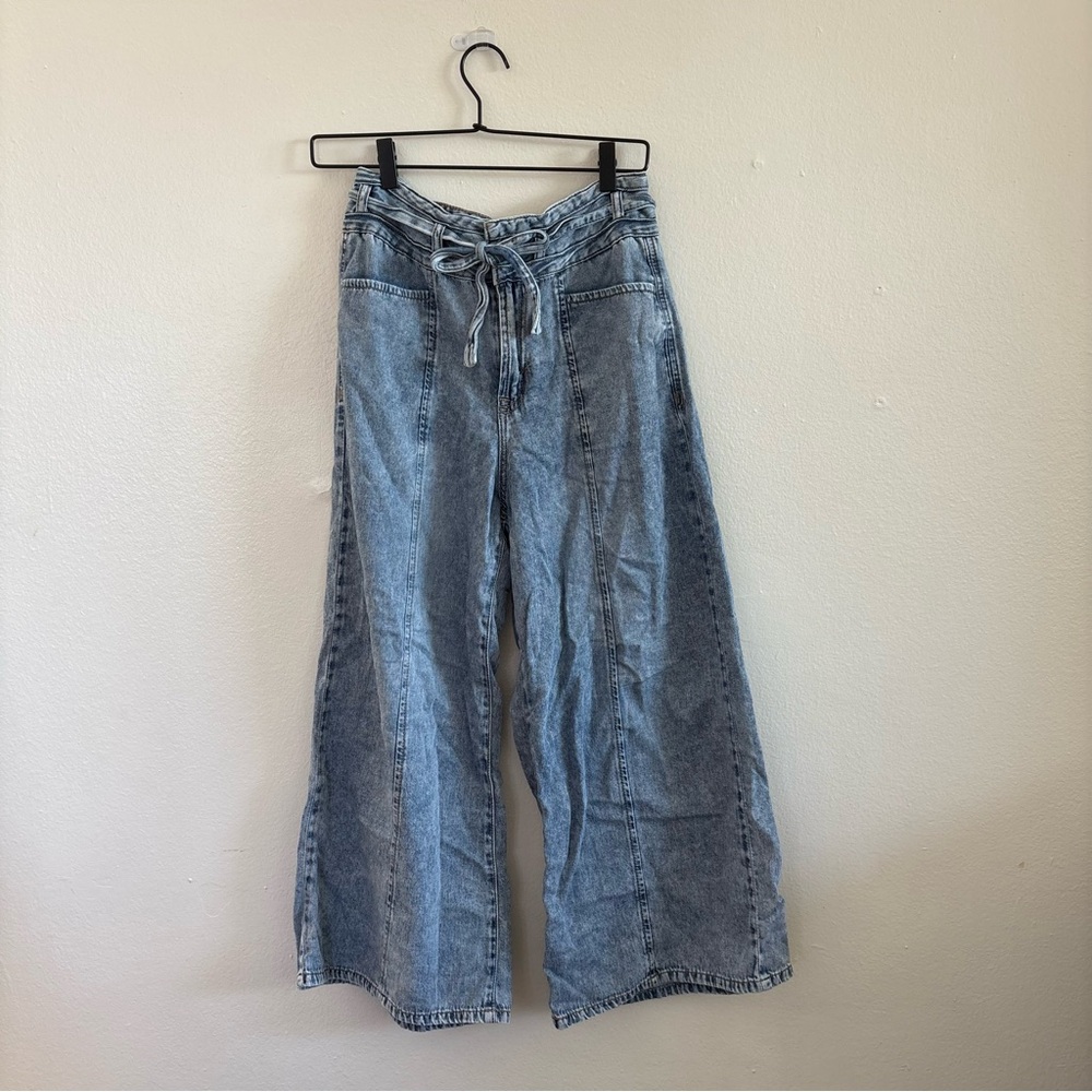 Wide leg jeans